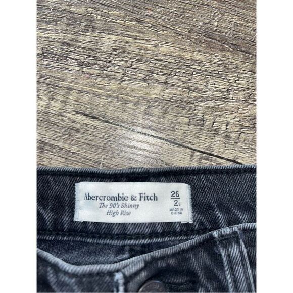 Abercrombie & Fitch 90’s Skinny High Rise Jeans Faded Black 2s short - Picture 3 of 4